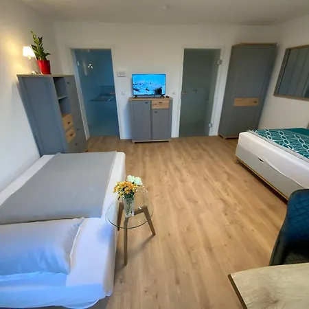 Einraumwohnung In Der City Neubrandenburg Exterior foto